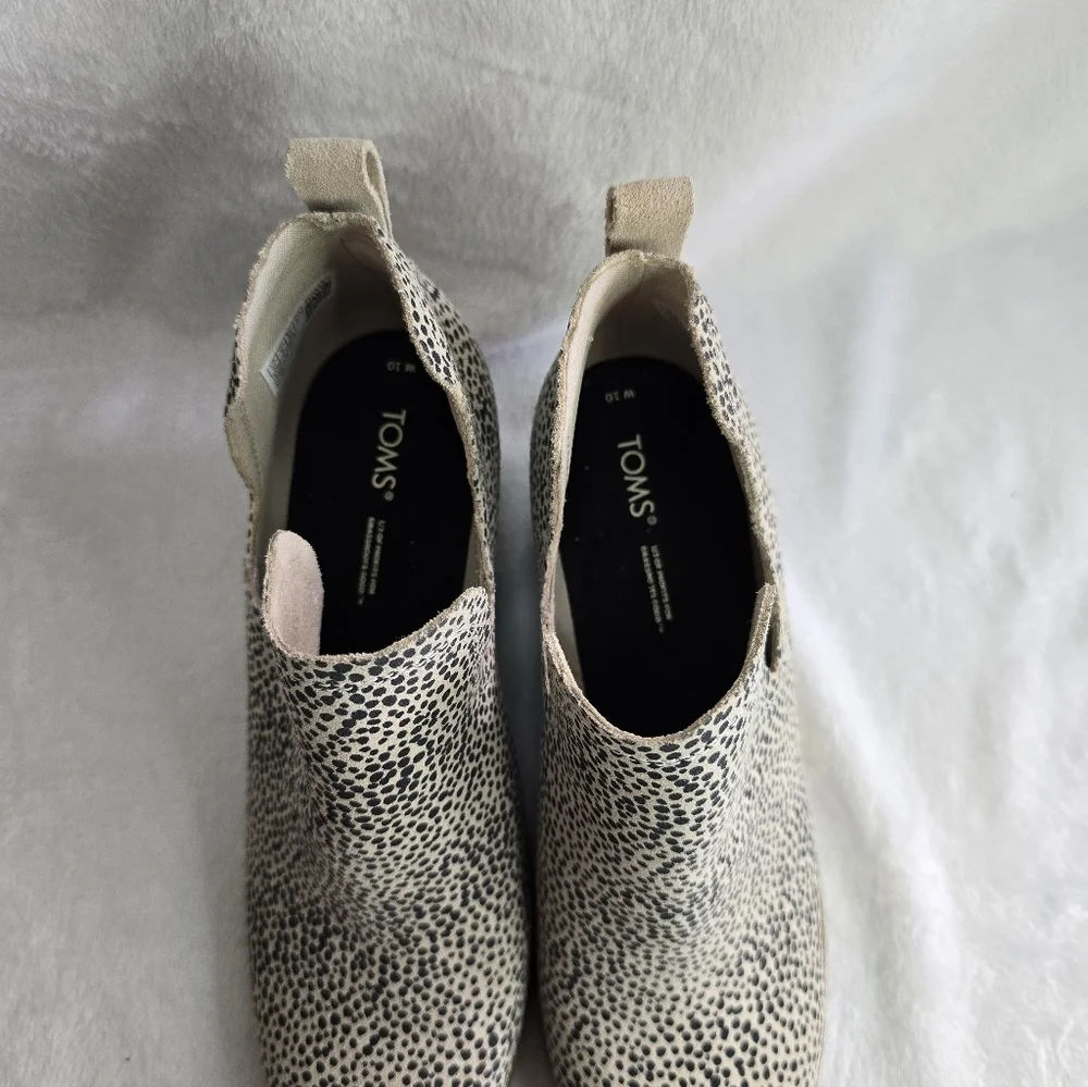 TOMS Kallie Mini Cheetah Suede Wedge Booties, Womens Size 10